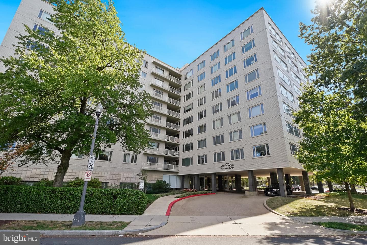 2475 Virginia Avenue NW #921, Washington