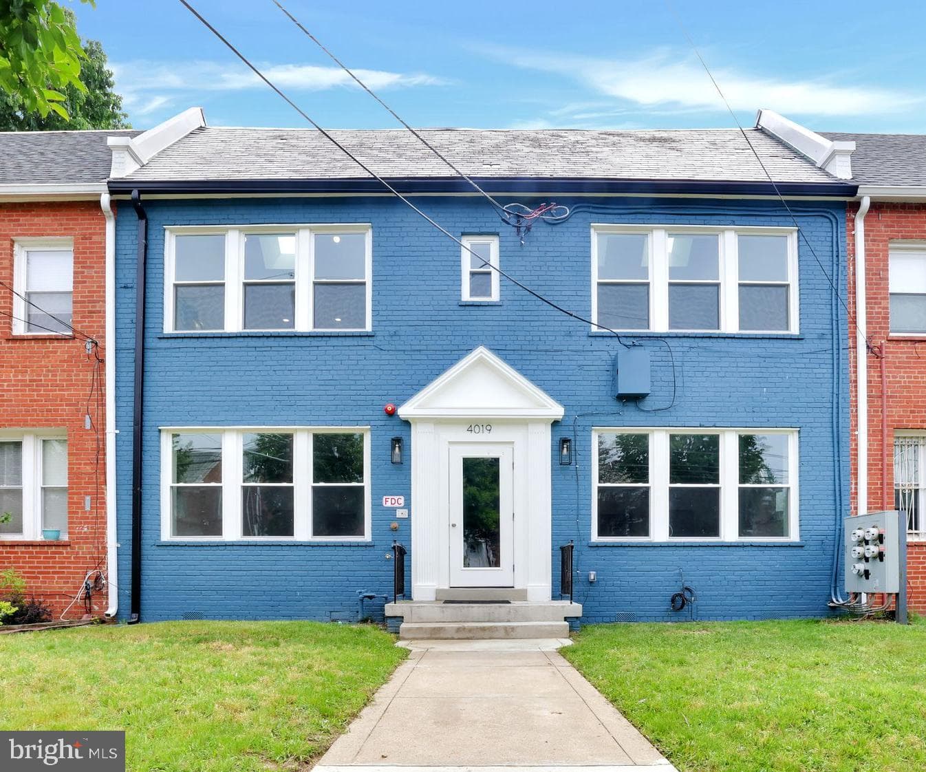 4019 9th Street NE #1