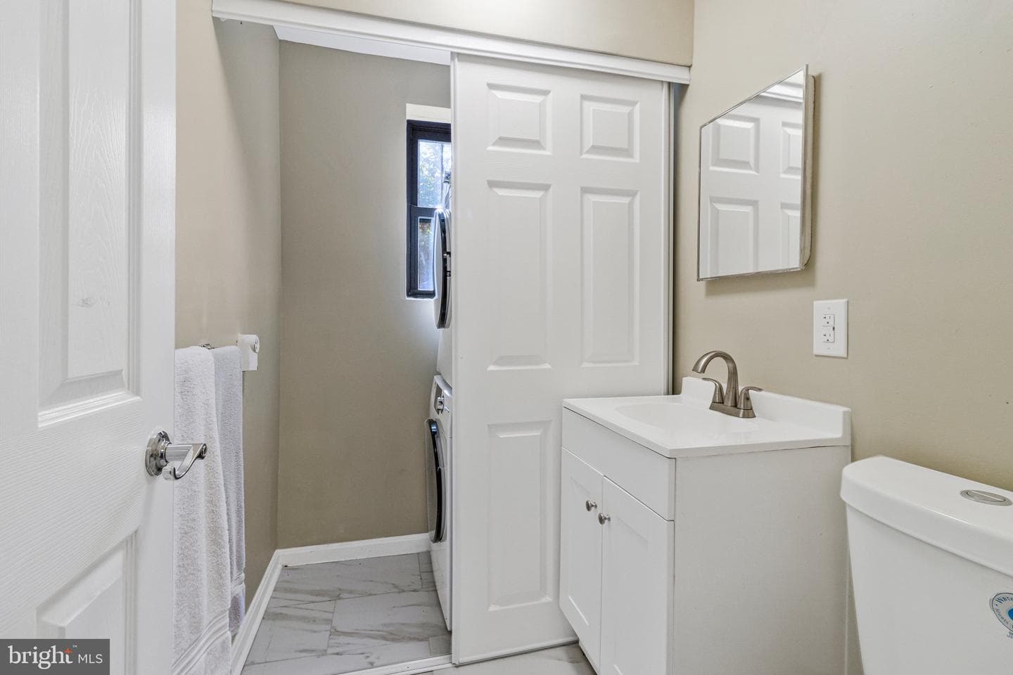 5019 Just Street NE photo 15