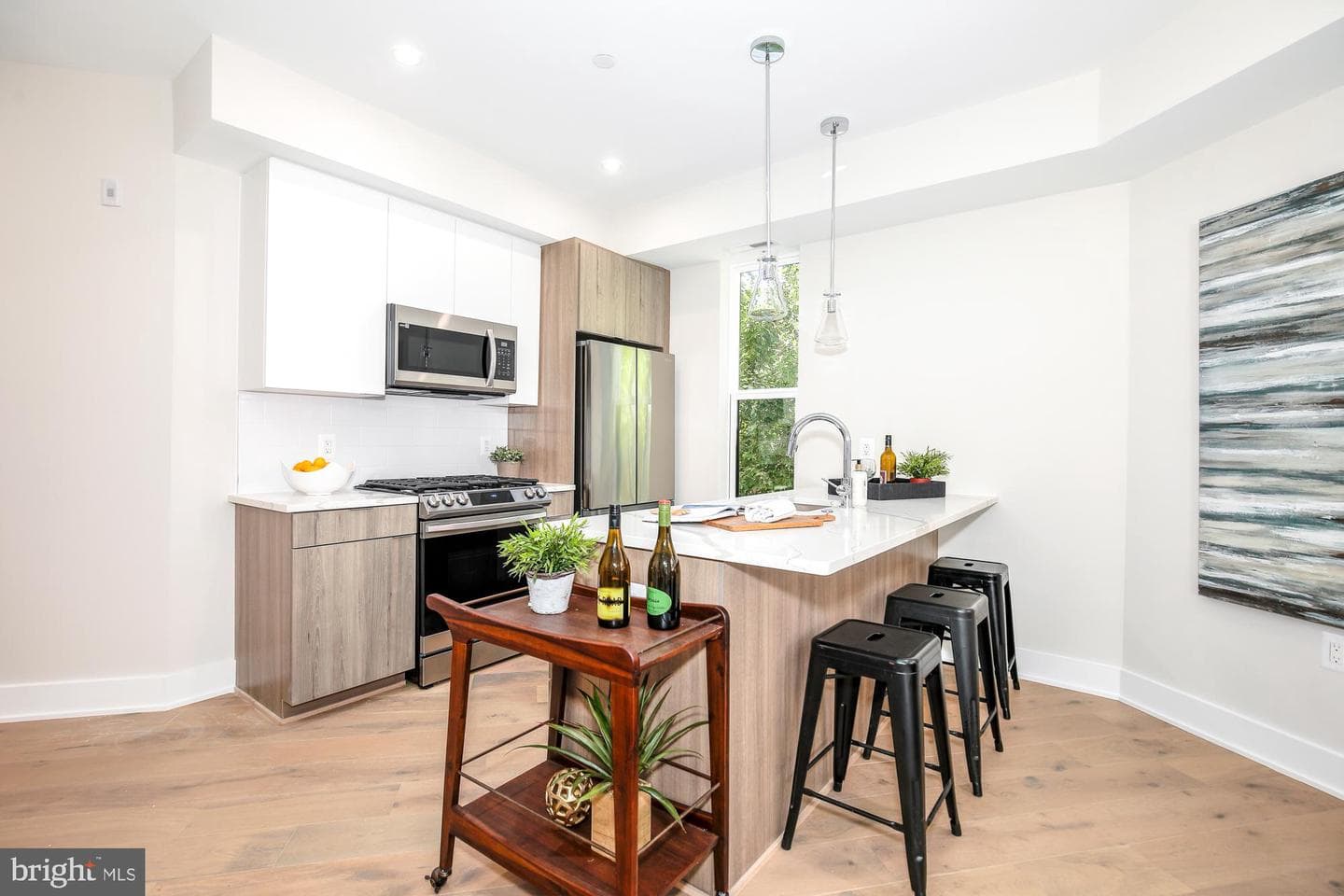 1421 Spring Road NW #iz-204 photo 4