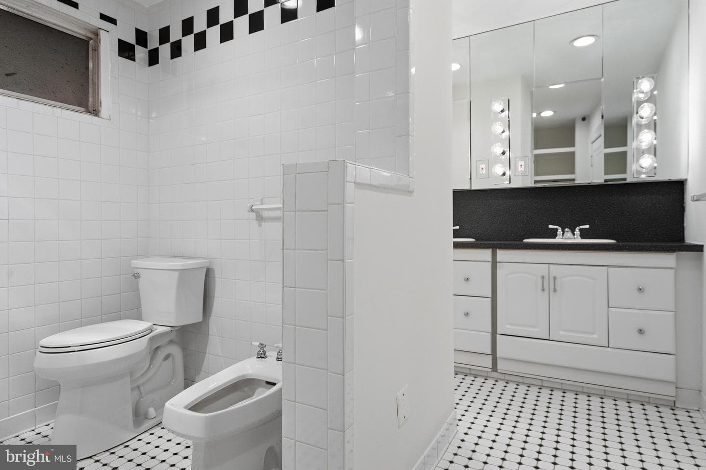 4000 Cathedral Avenue NW #334b/335b photo 17