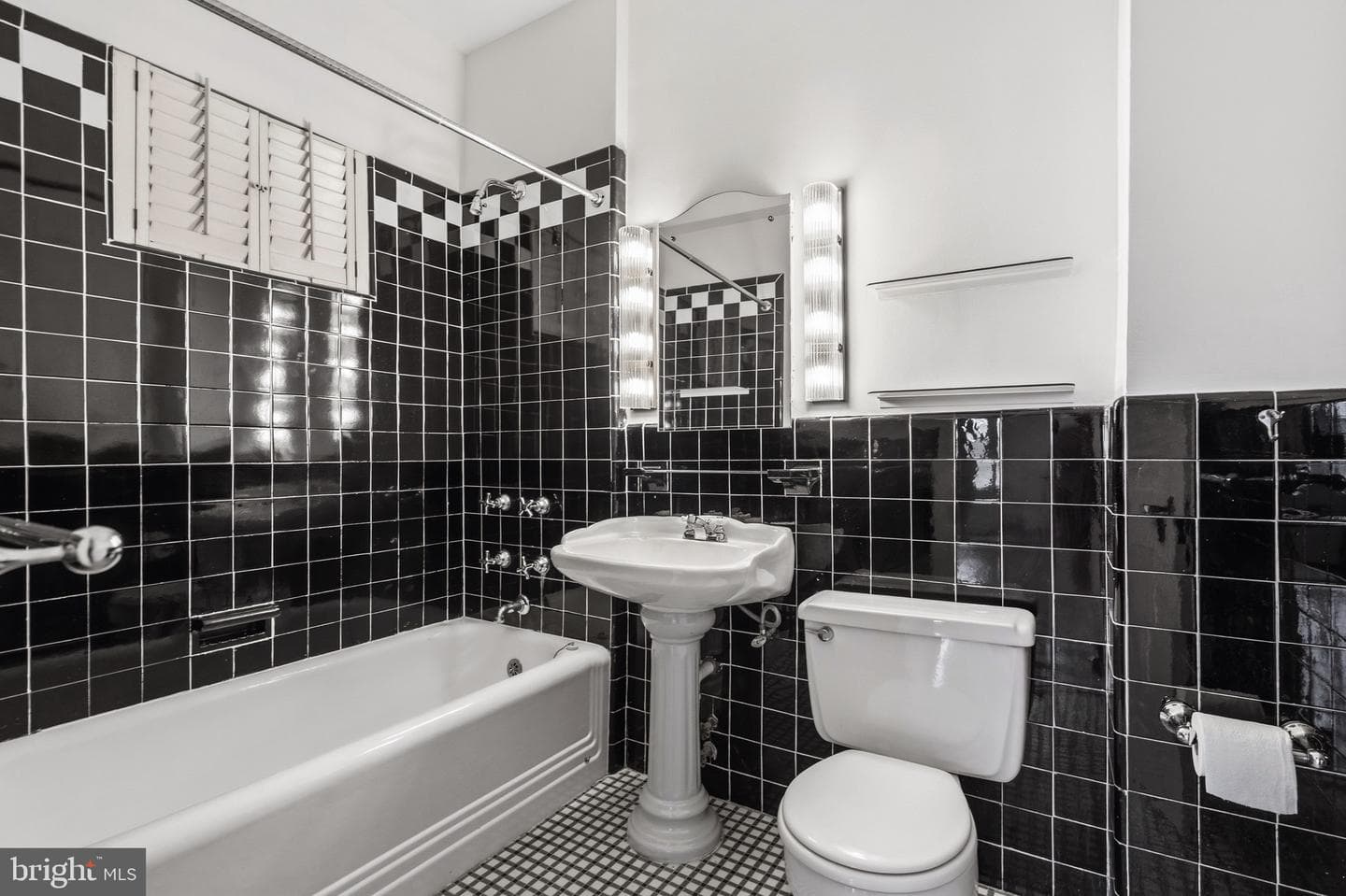4000 Cathedral Avenue NW #334b/335b photo 25