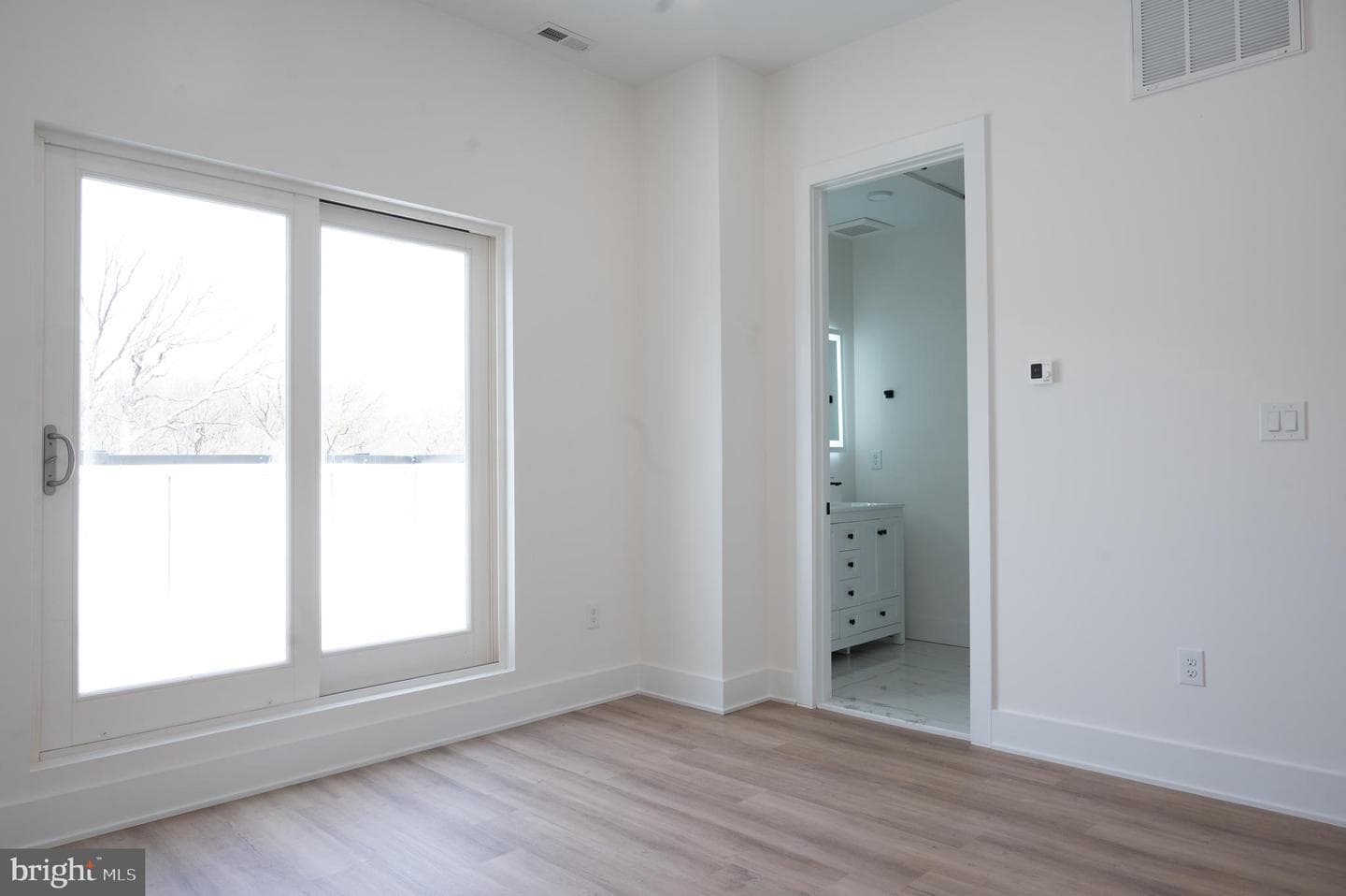 2105 M Street NE #12 photo 3
