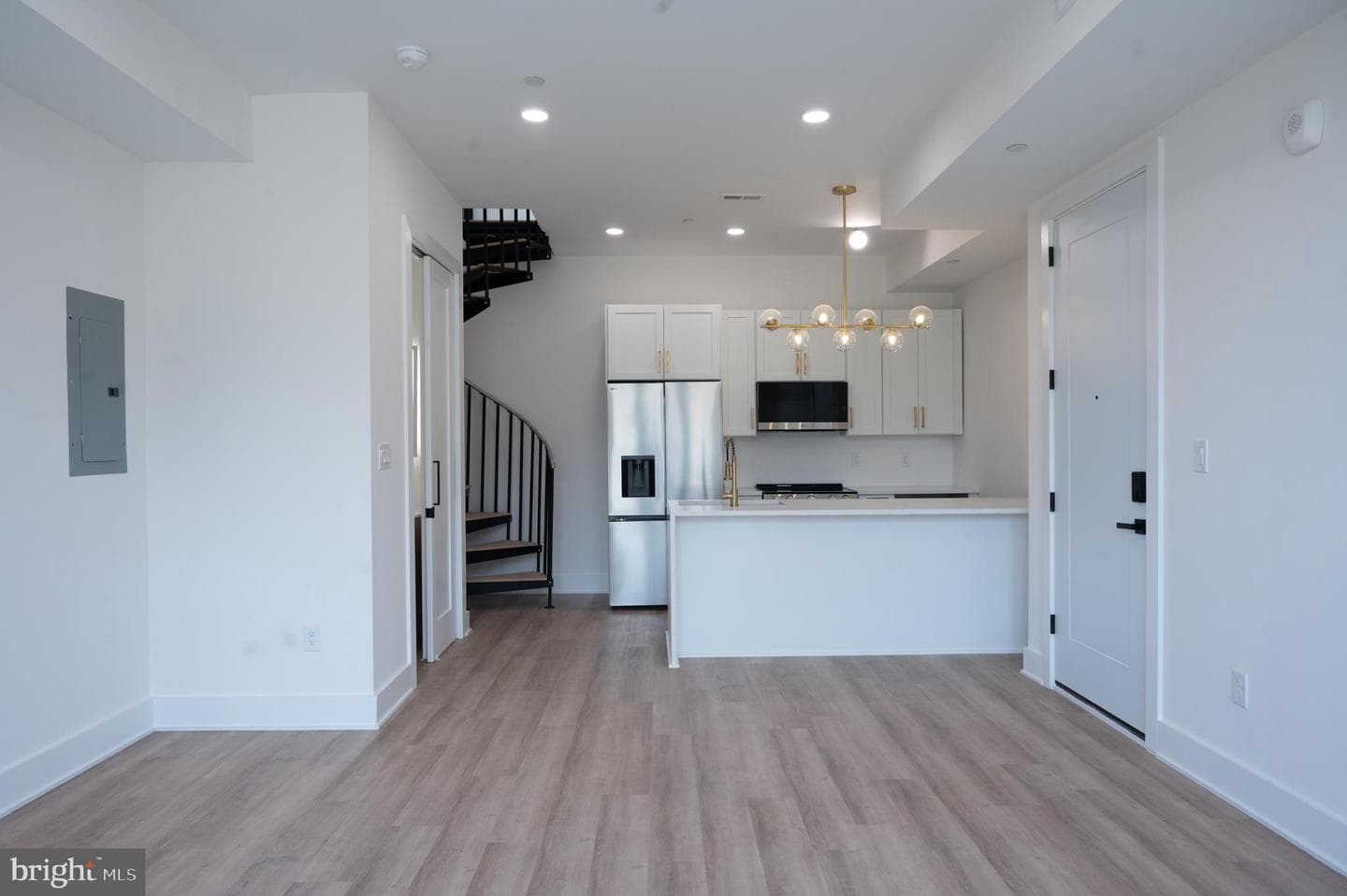 2105 M Street NE #12 photo 8