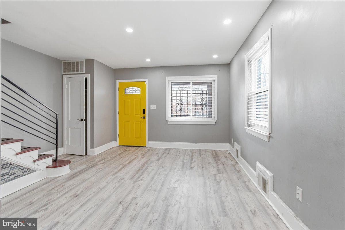 206 36th Street SE photo 9