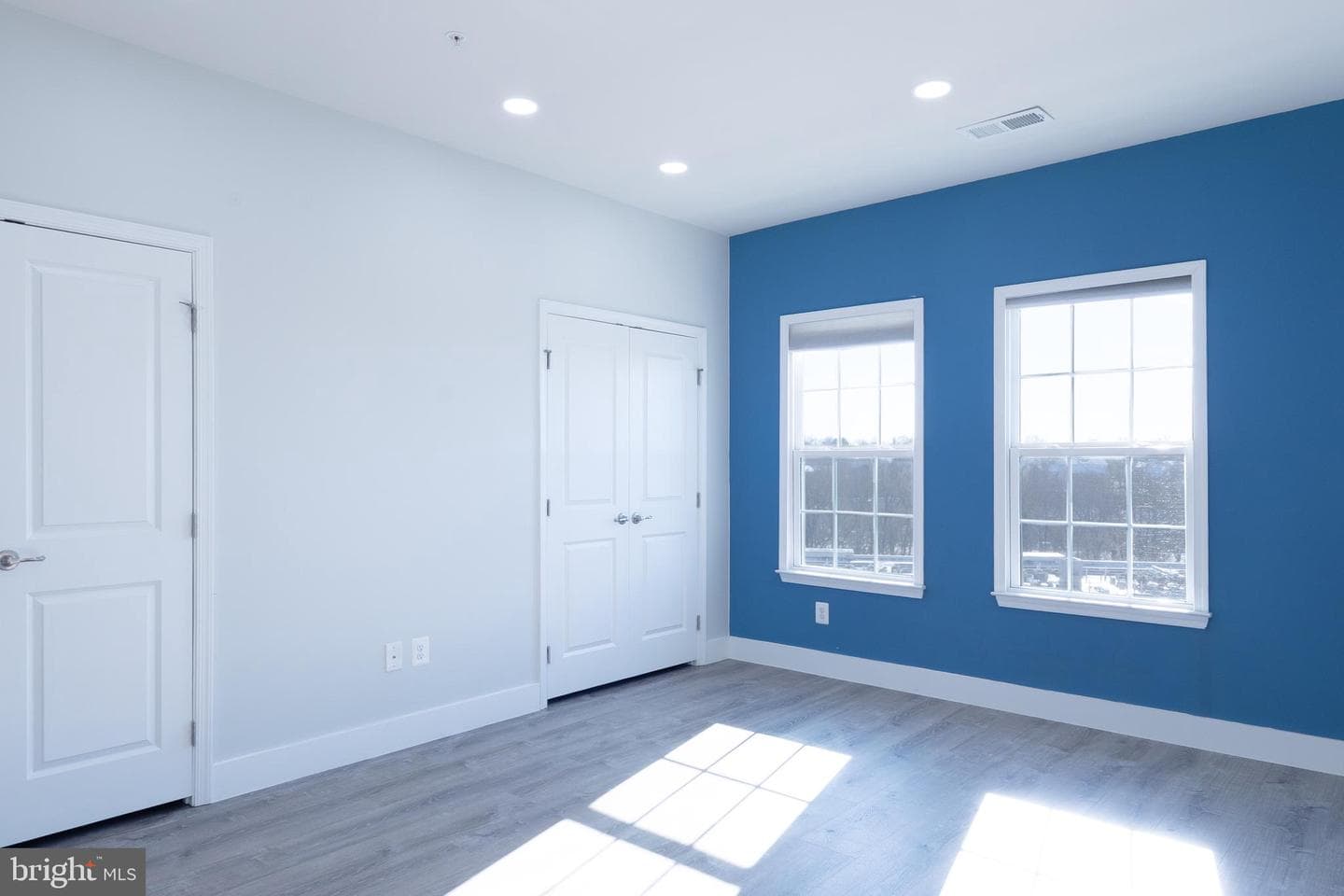 1111 Trenton Place SE photo 14