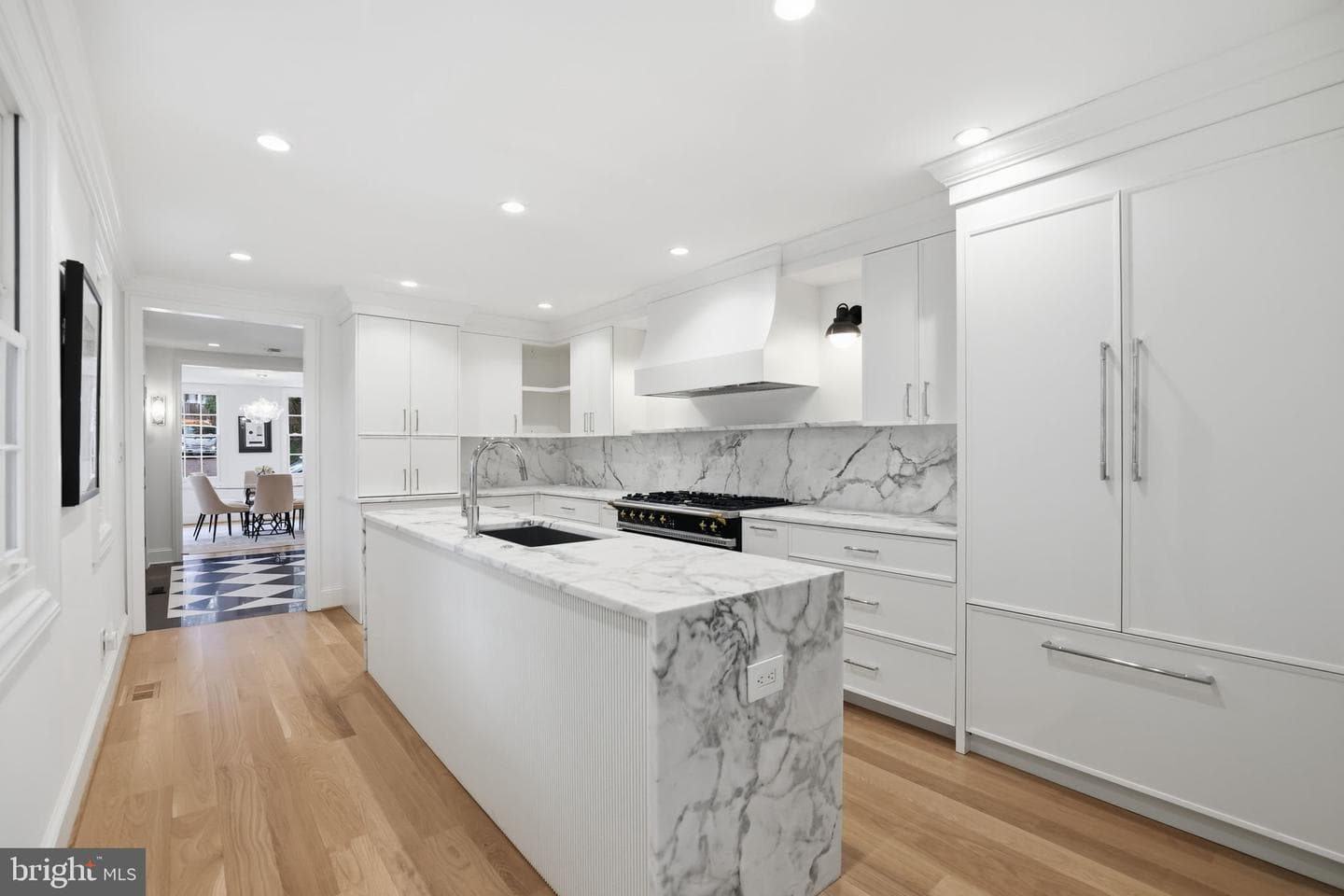 3418 Reservoir Road NW photo 5