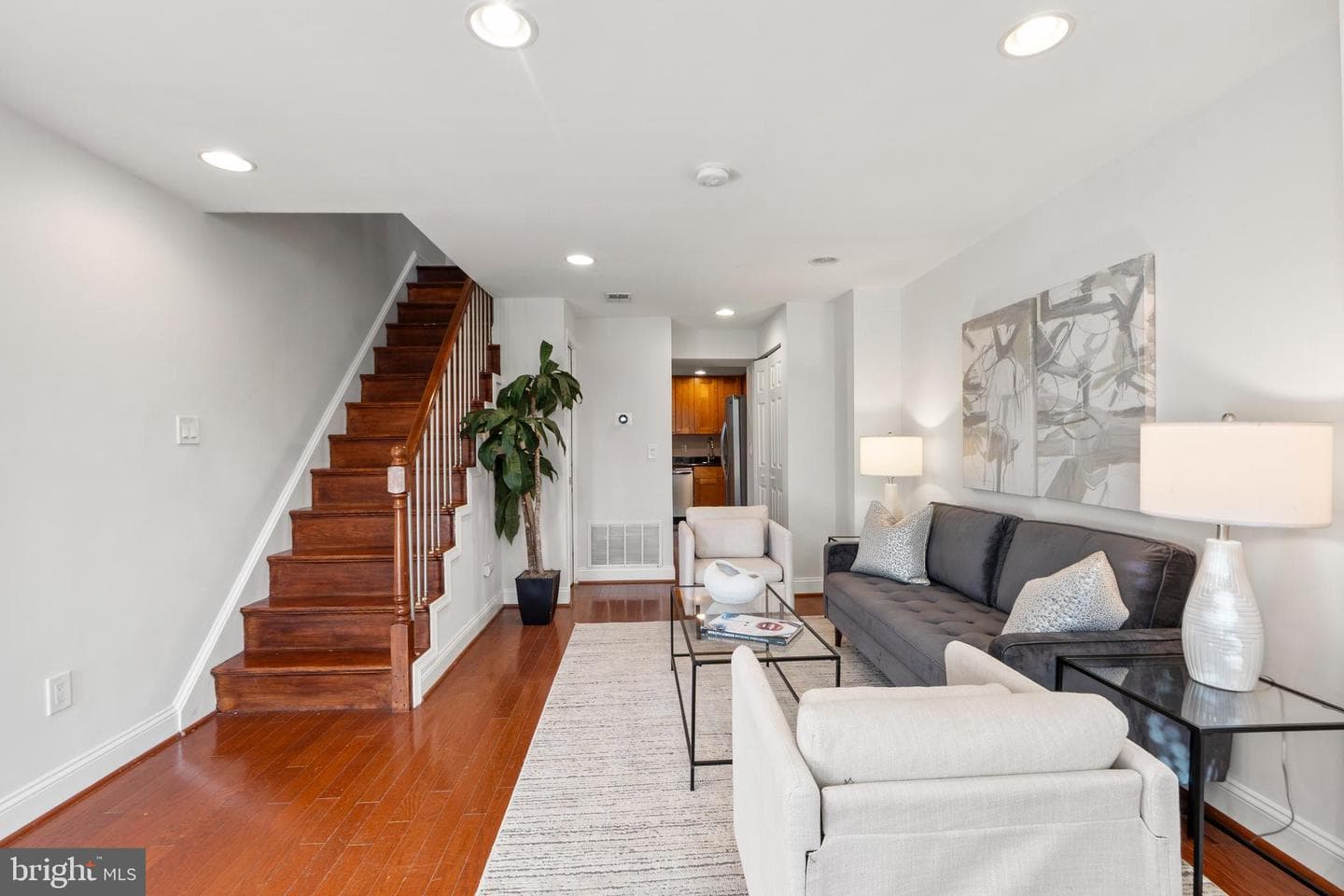 813 12th Street NE photo 6
