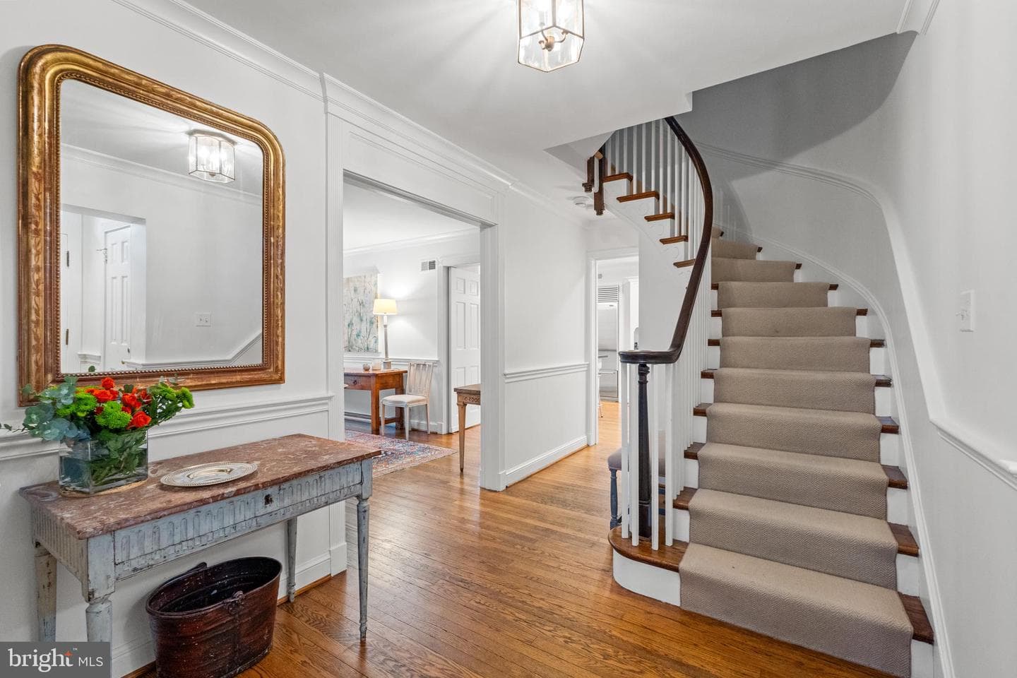 5085 Lowell Street NW photo 3