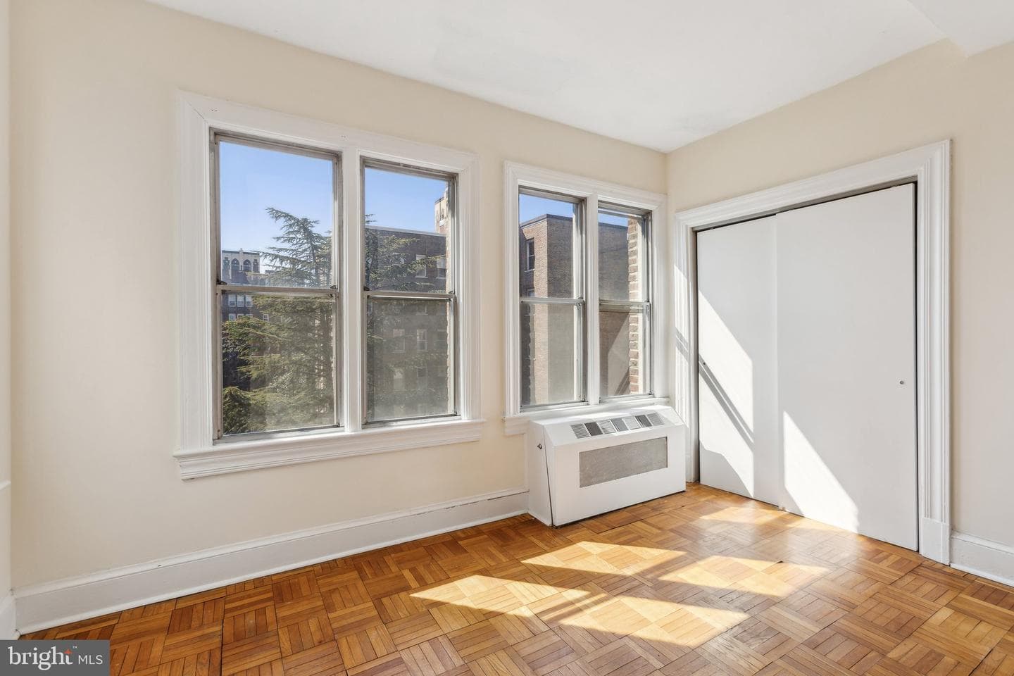 4000 Cathedral Avenue NW #605b photo 6