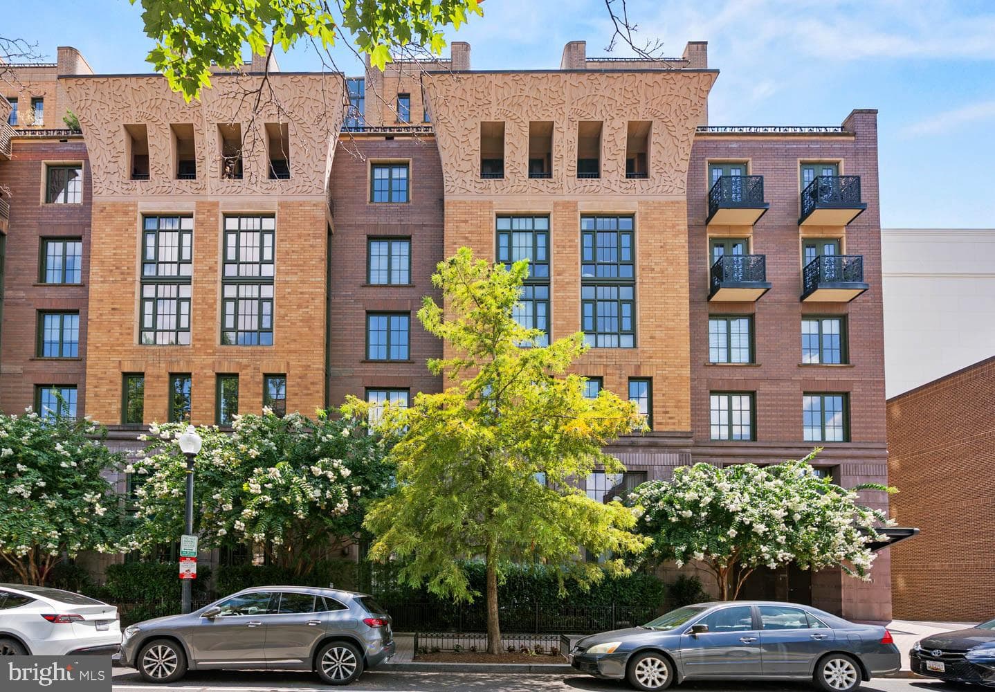 910 M Street NW #403
