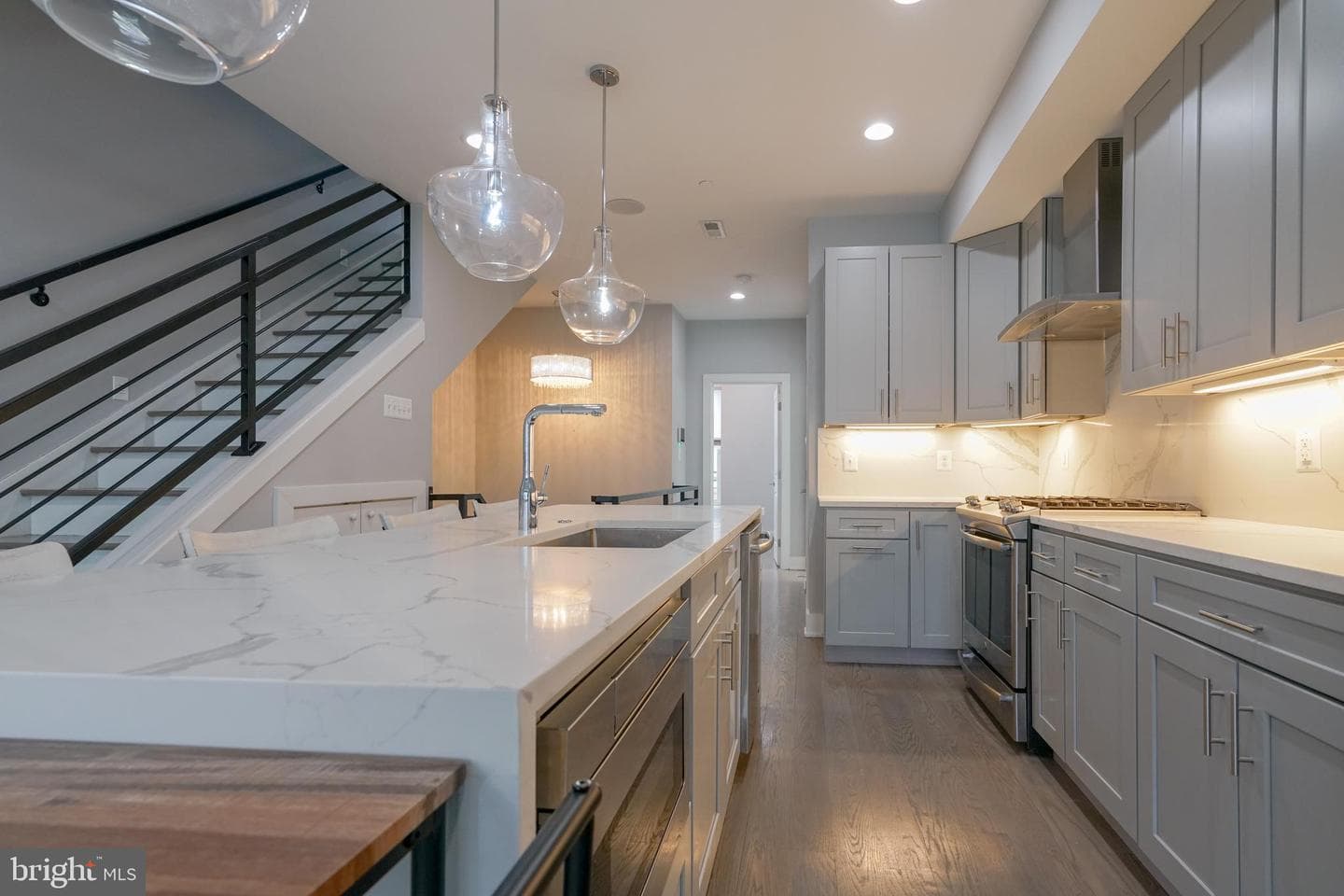 1632 K Street NE #ph photo 9