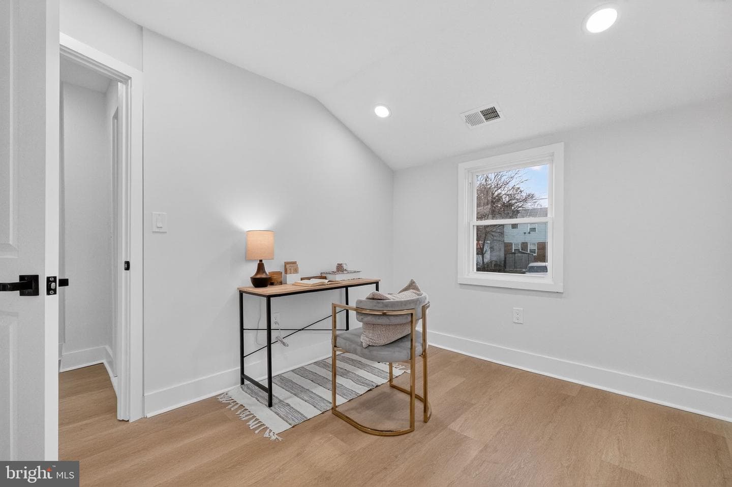 840 Division Avenue NE photo 14