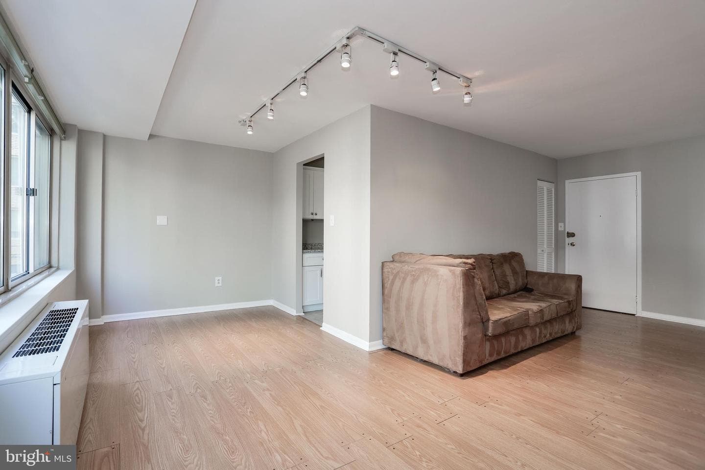 922 24th Street NW #104 photo 7