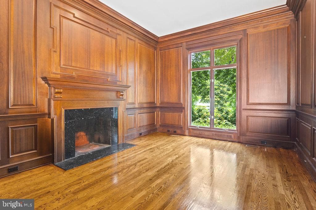 2944 University Terrace NW photo 18