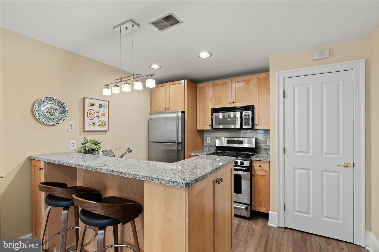 1625 16th Street NW #302 photo 7