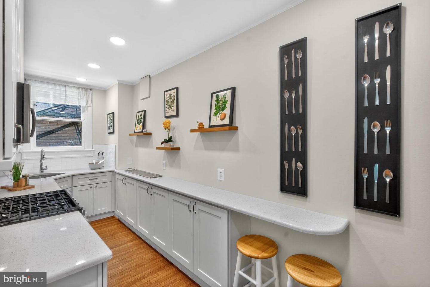 3024 Porter Street NW #102 photo 8