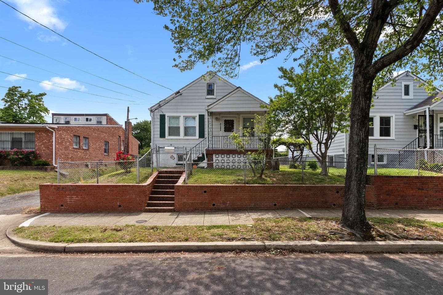 5515 Jay Street NE photo 20
