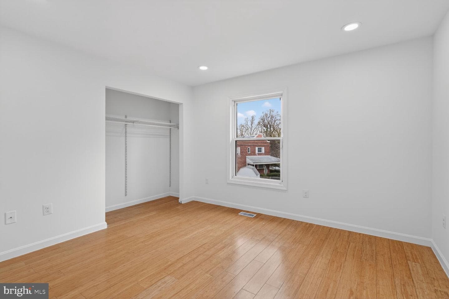 1242 Anacostia Road SE photo 14
