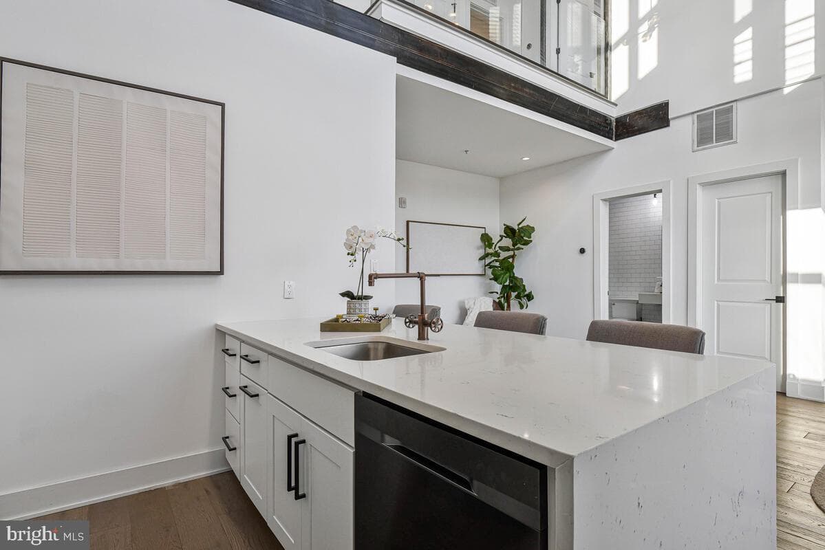 1402 H Street NE #505 photo 13