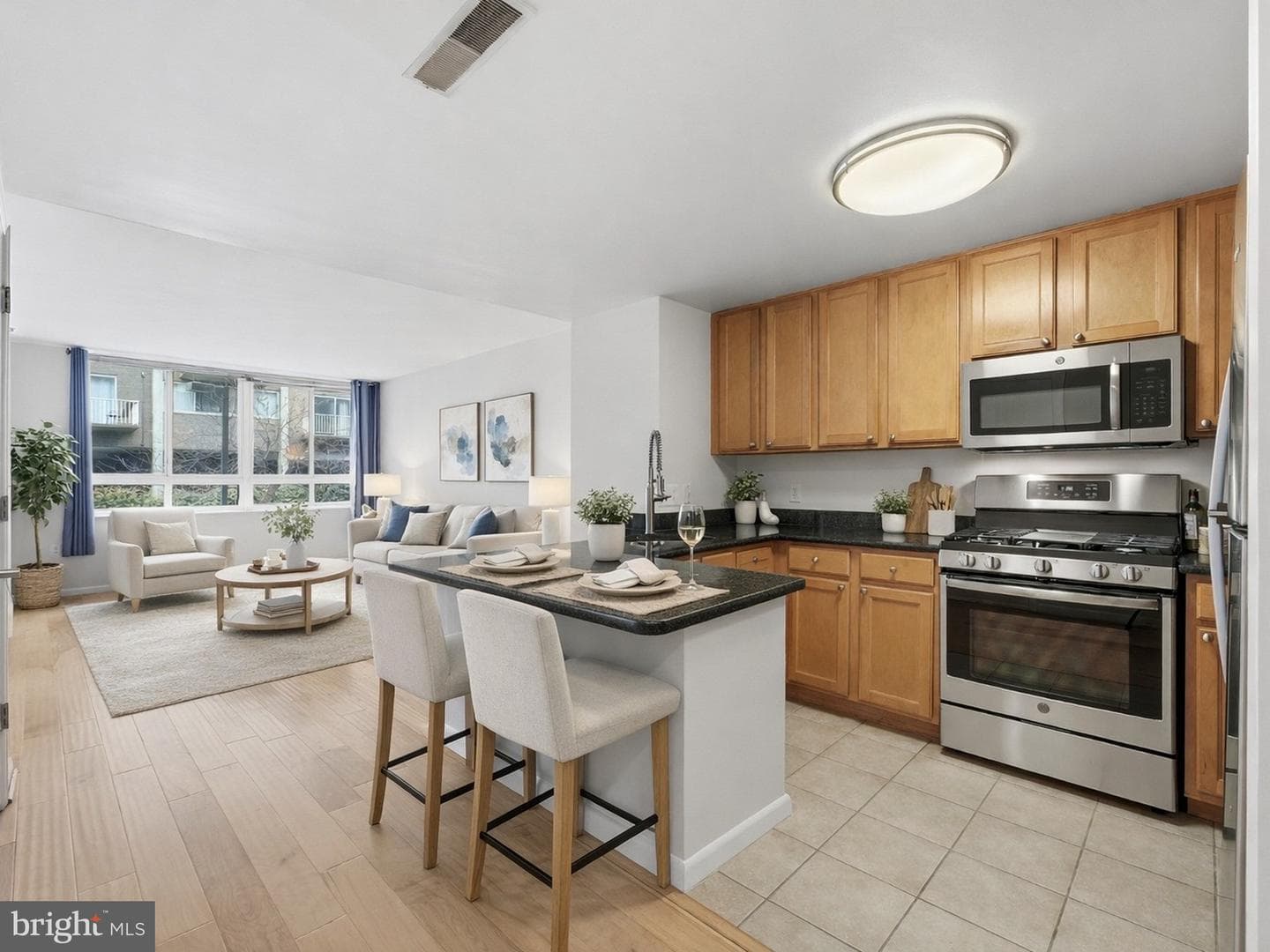 355 I Street SW #116 photo 3