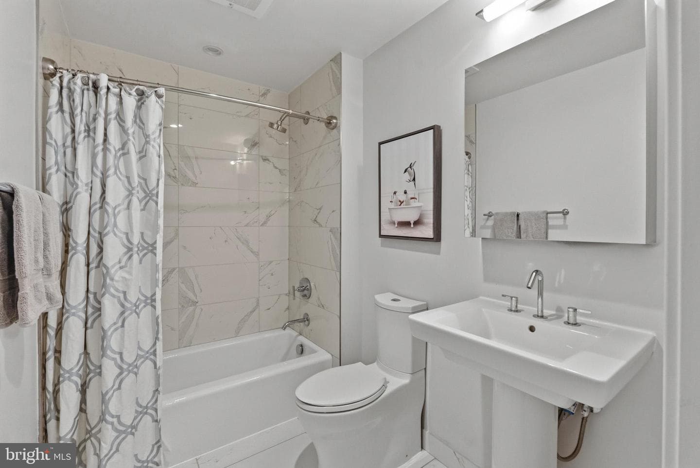 45 Sutton Square SW #403 photo 38