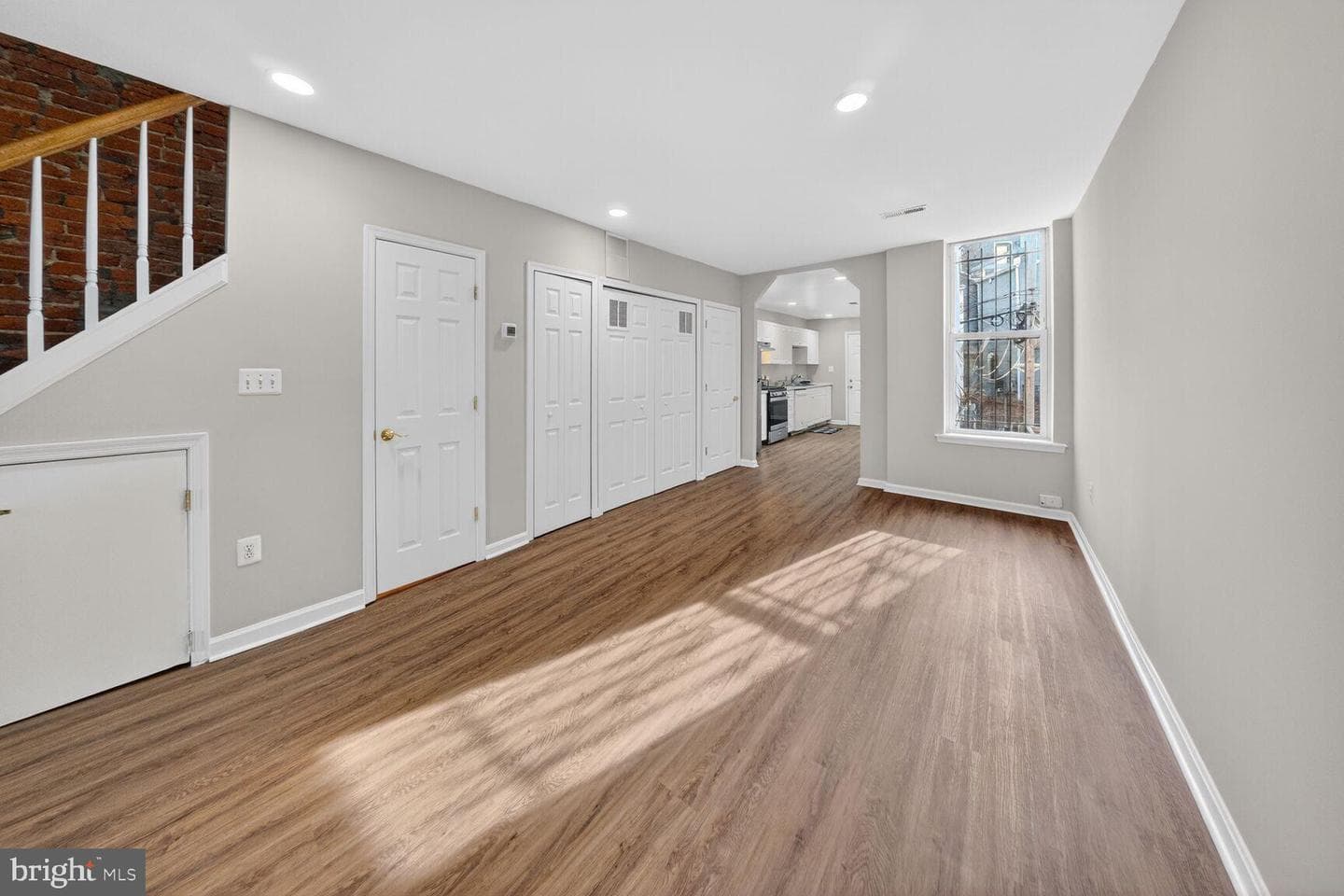 46 Florida Avenue NW photo 9
