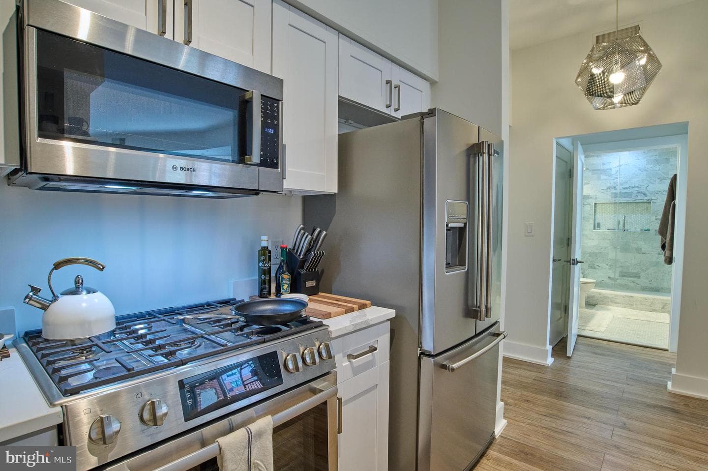1000 New Jersey Avenue SE #1029 photo 2