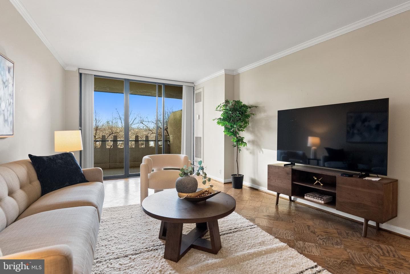 700 New Hampshire Avenue NW #320 photo 29