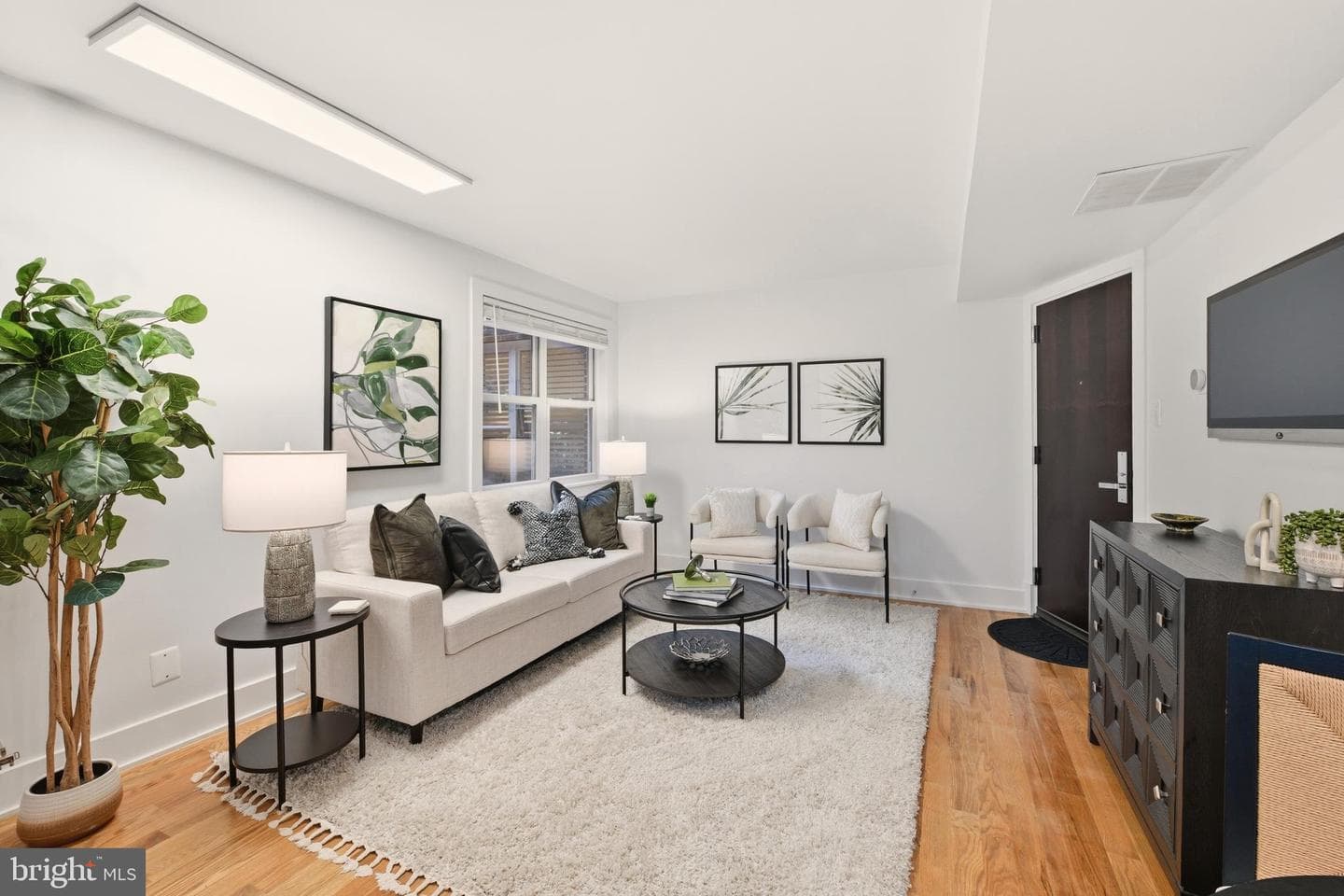 626 Independence Avenue SE #103 photo 12