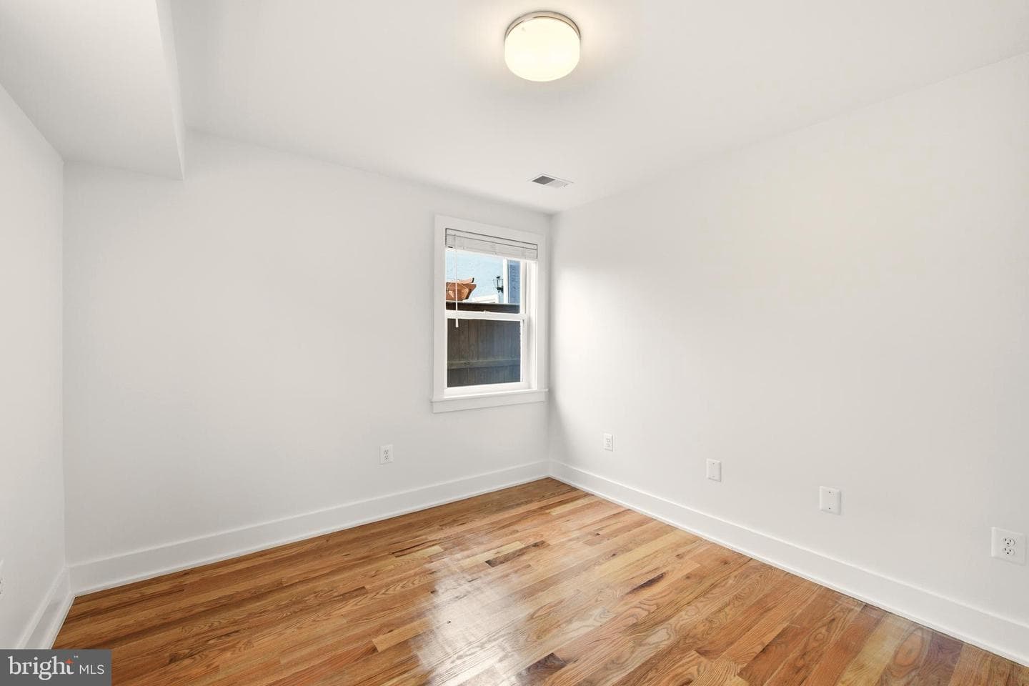 626 Independence Avenue SE #103 photo 29