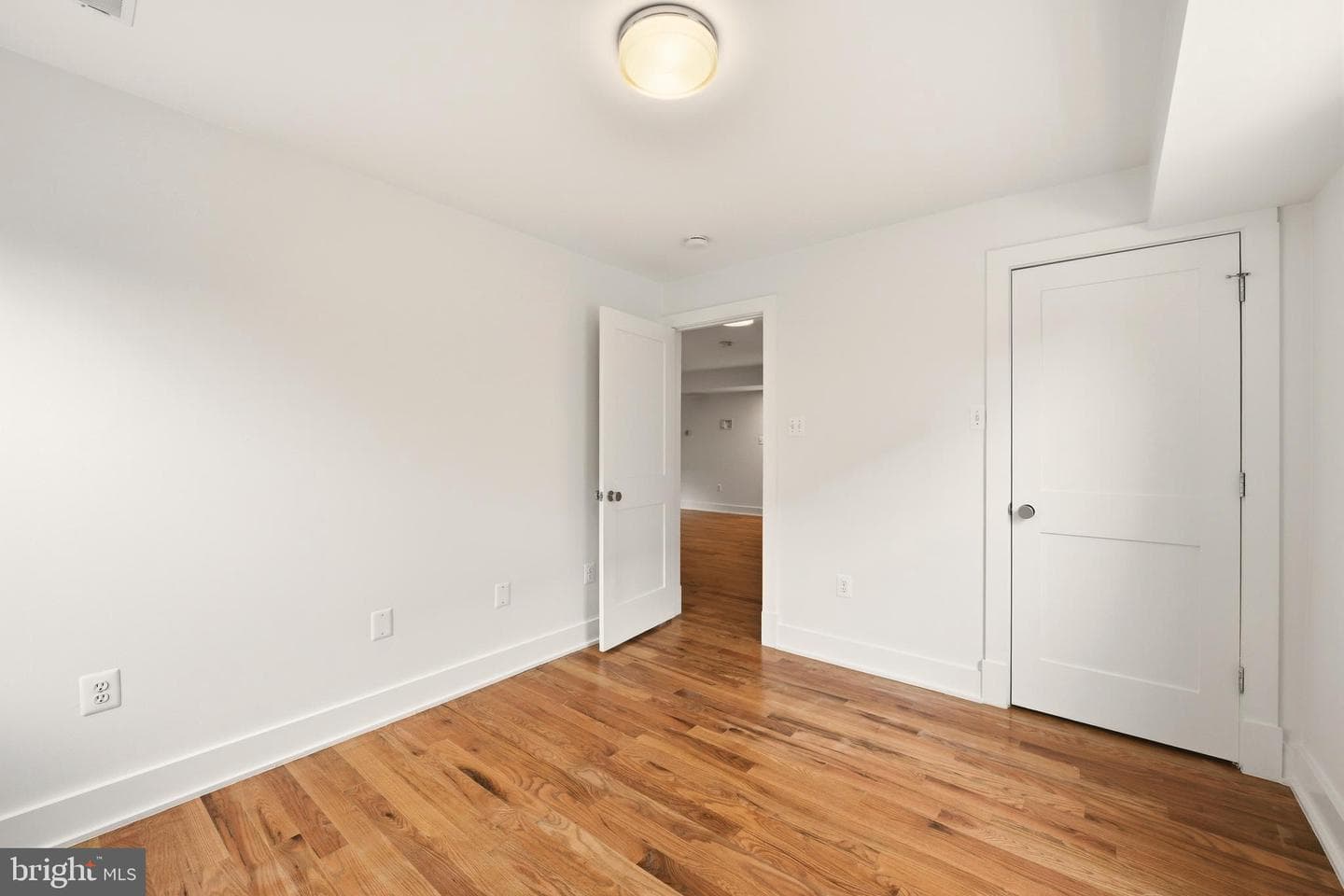 626 Independence Avenue SE #103 photo 32