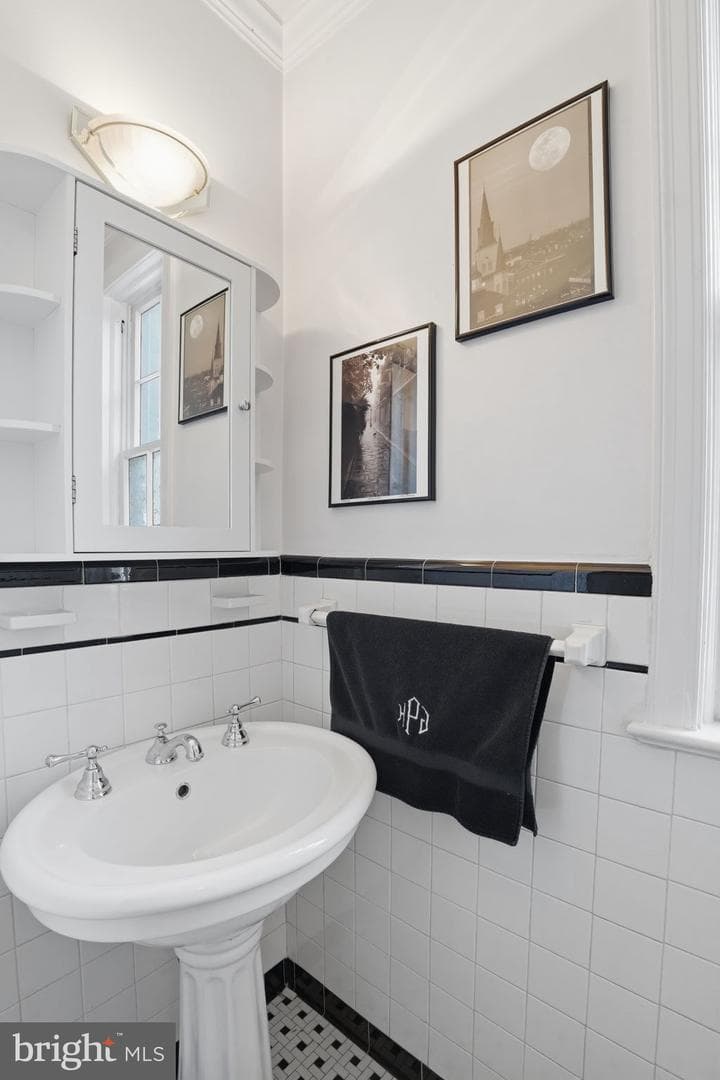 3752 Cumberland Street NW photo 45