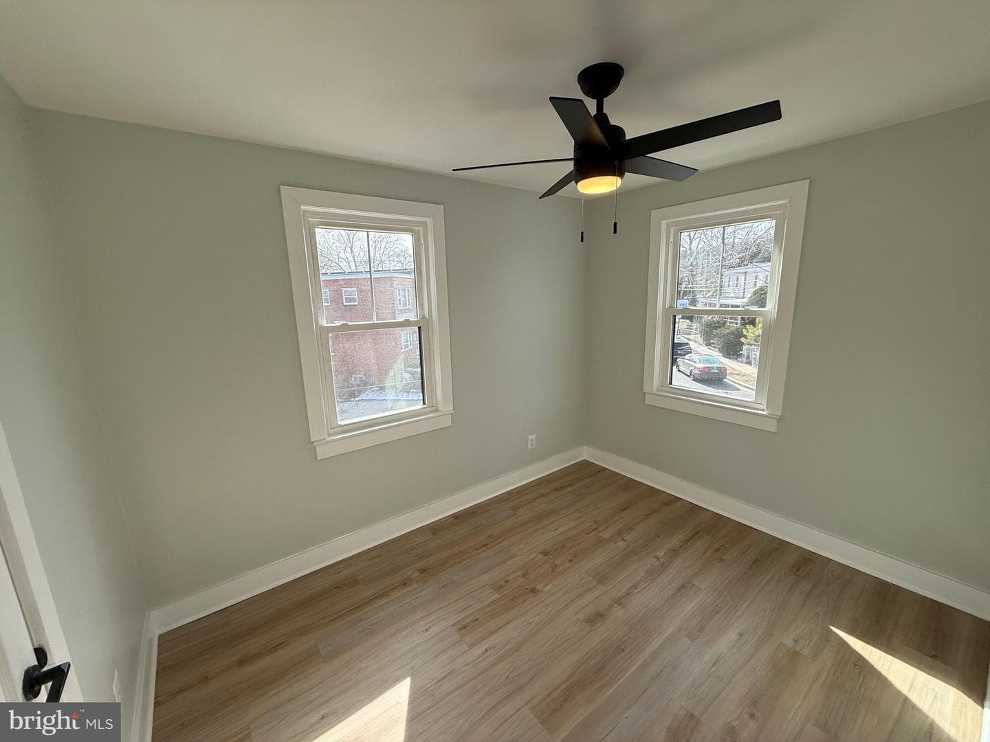 5049 8th Street NE photo 21