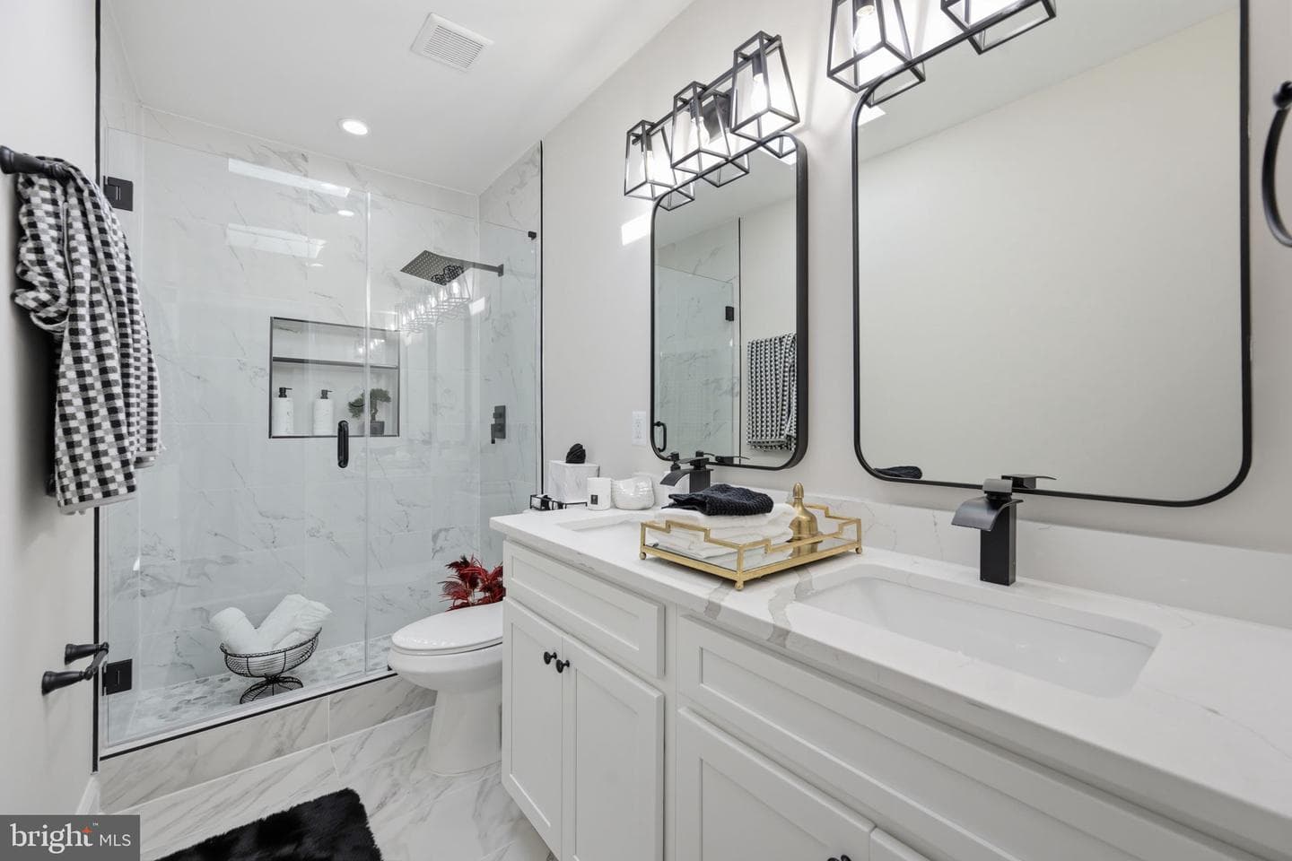 1657 Montello Avenue NE #2 photo 18