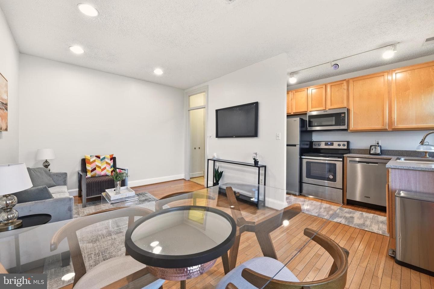 1401 Columbia Road NW #414 photo 12