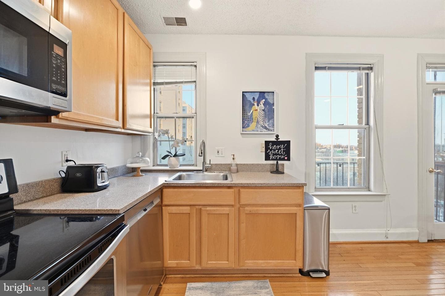 1401 Columbia Road NW #414 photo 17