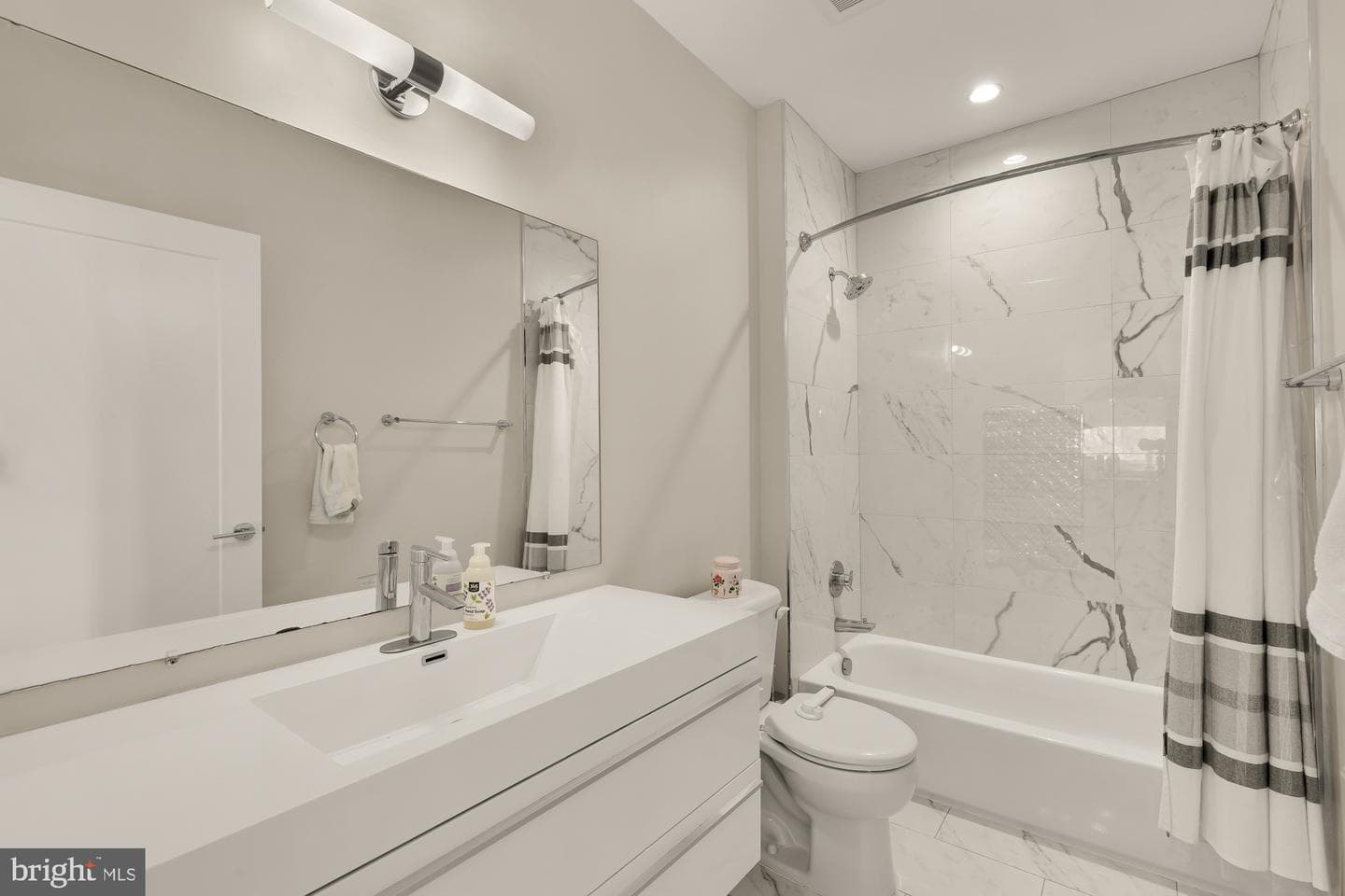 129 Varnum Street NW #6 photo 32