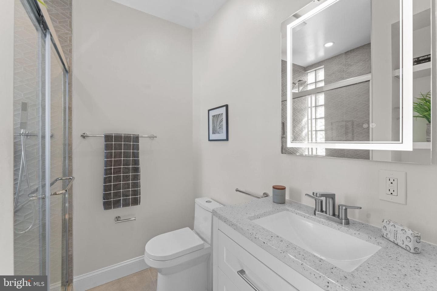 1802 Lamont Street NW photo 41