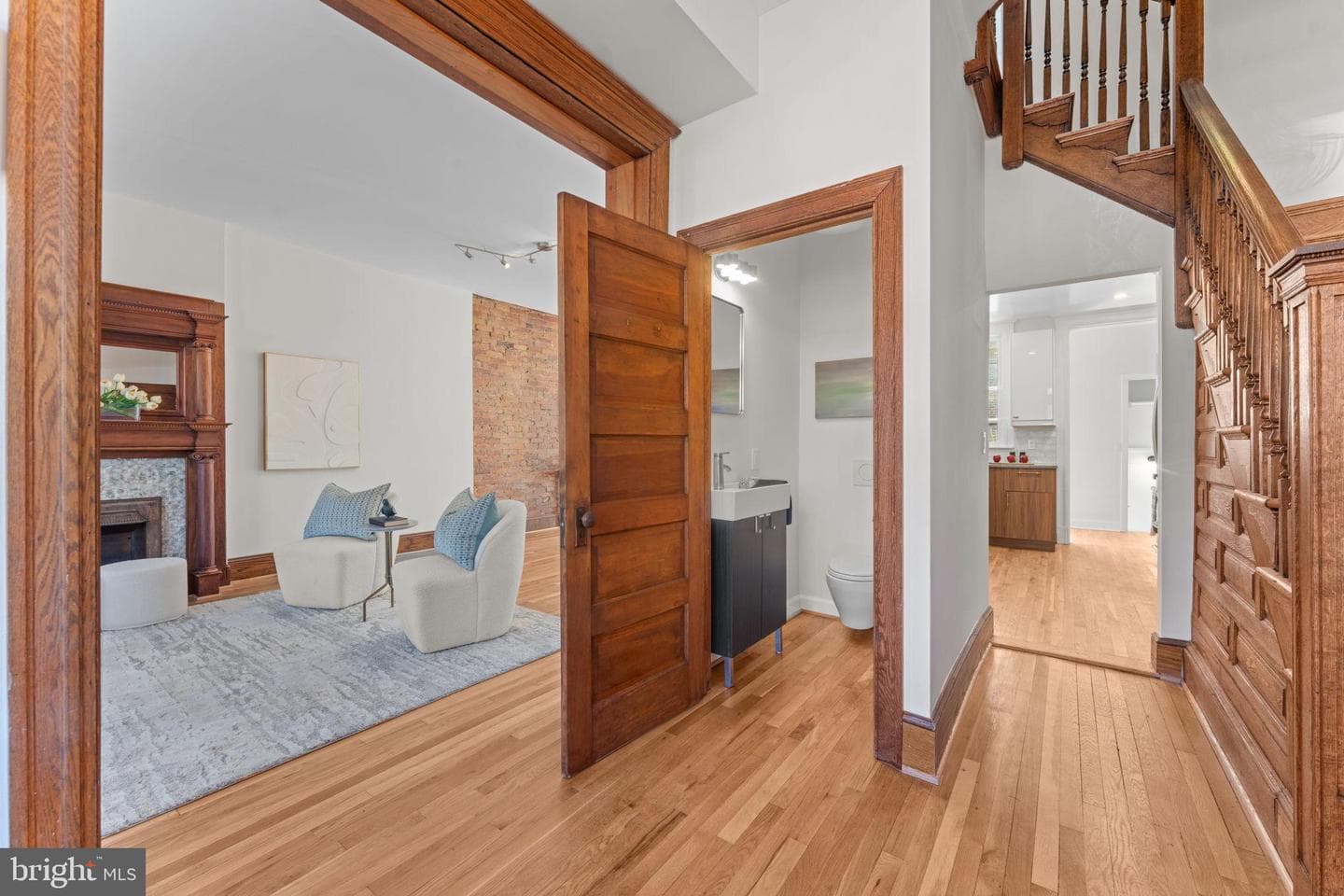 1802 Lamont Street NW photo 8