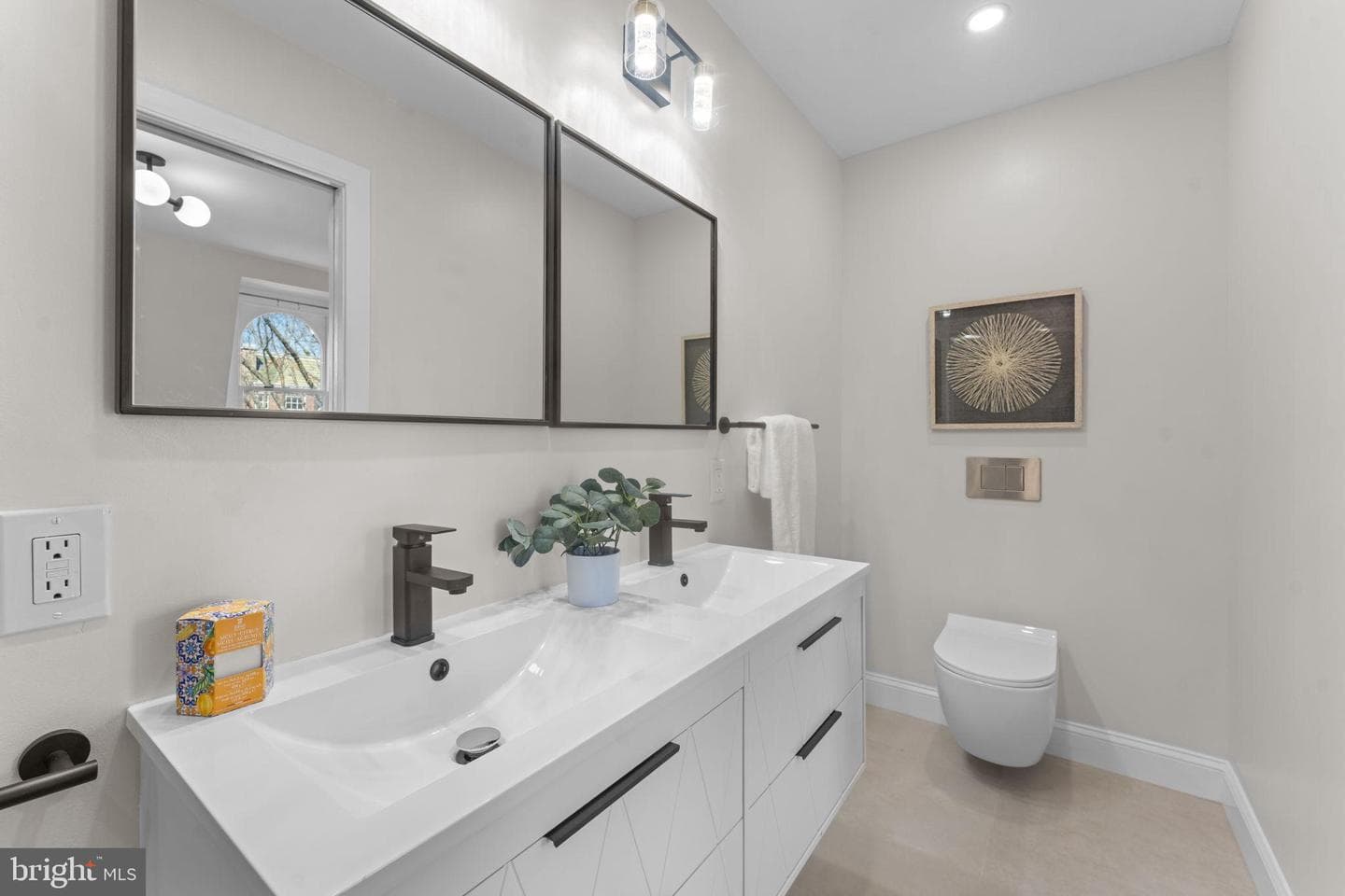 1802 Lamont Street NW photo 85
