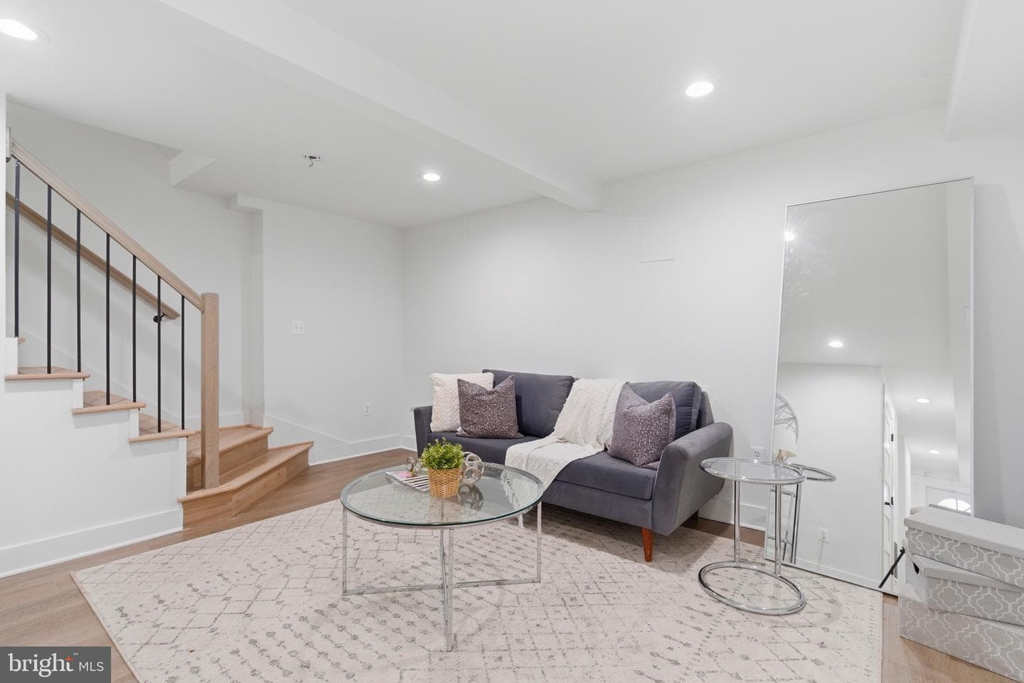 810 Madison Street NW photo 32