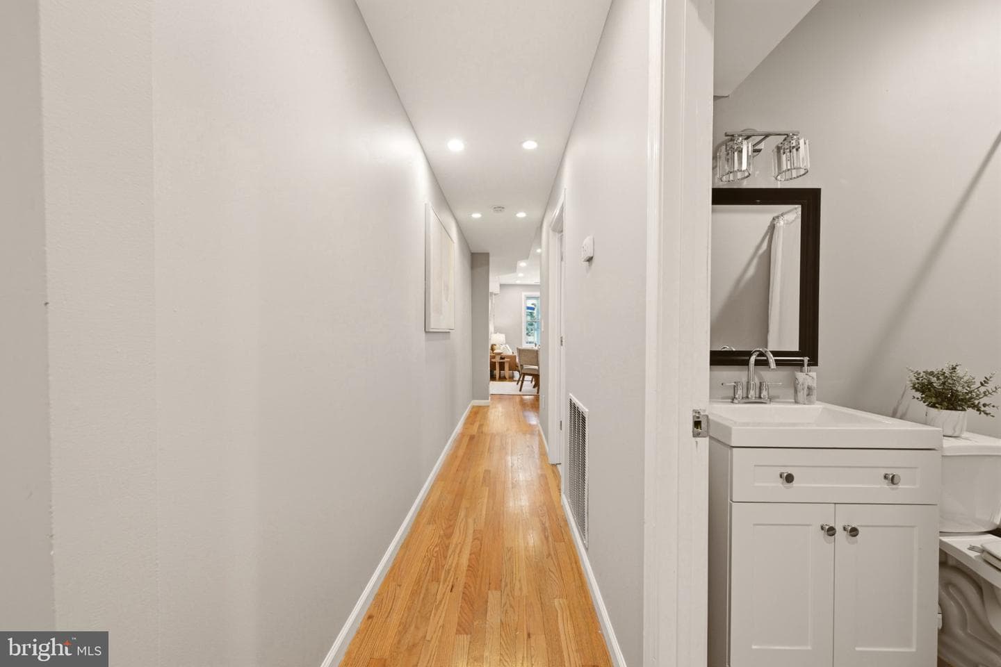 737 Morton Street NW photo 12