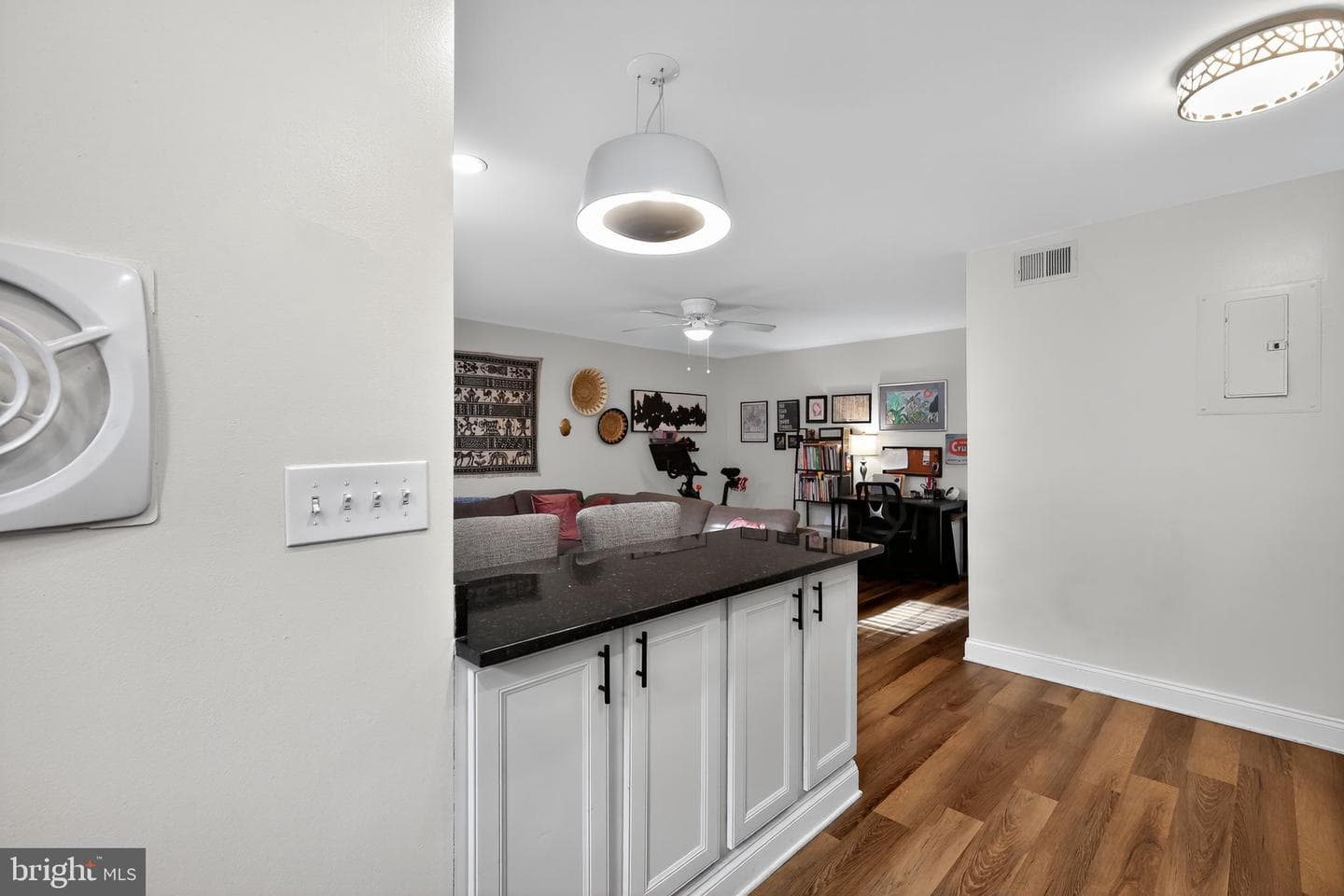 33 Kennedy Street NW #101 photo 11