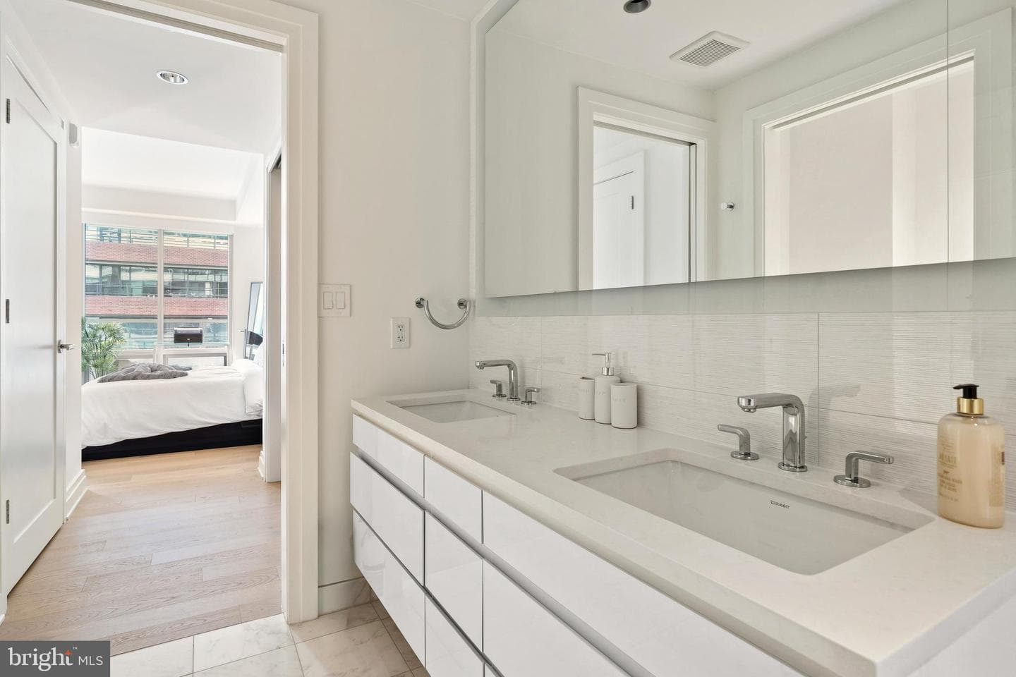 2501 M Street NW #306 photo 19