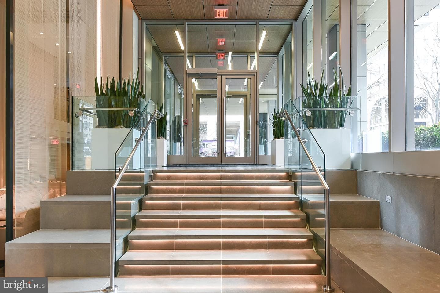2501 M Street NW #306 photo 27