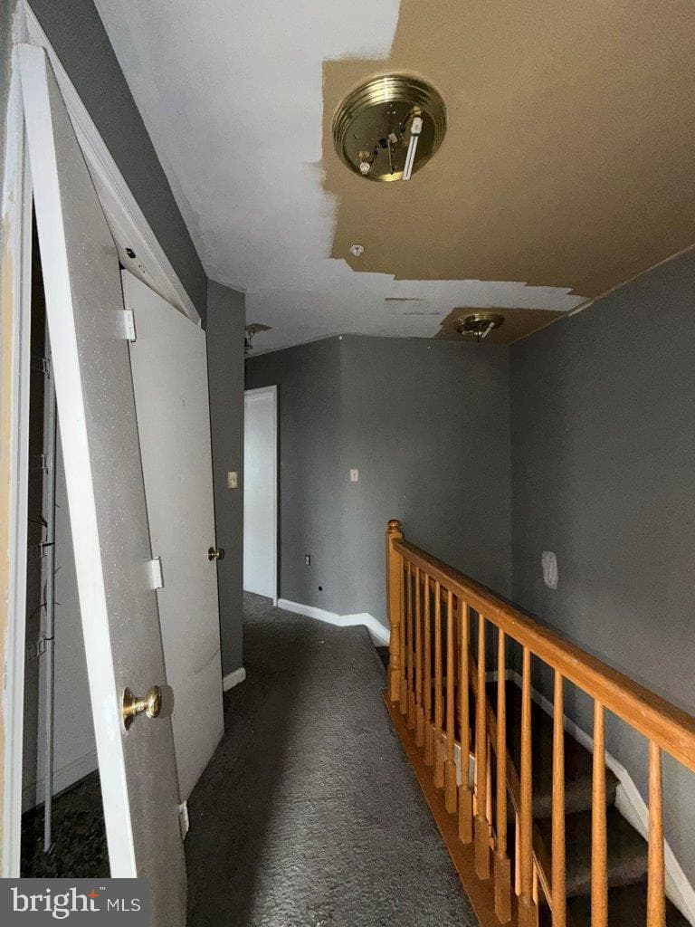 883 Barnaby Street SE photo 33
