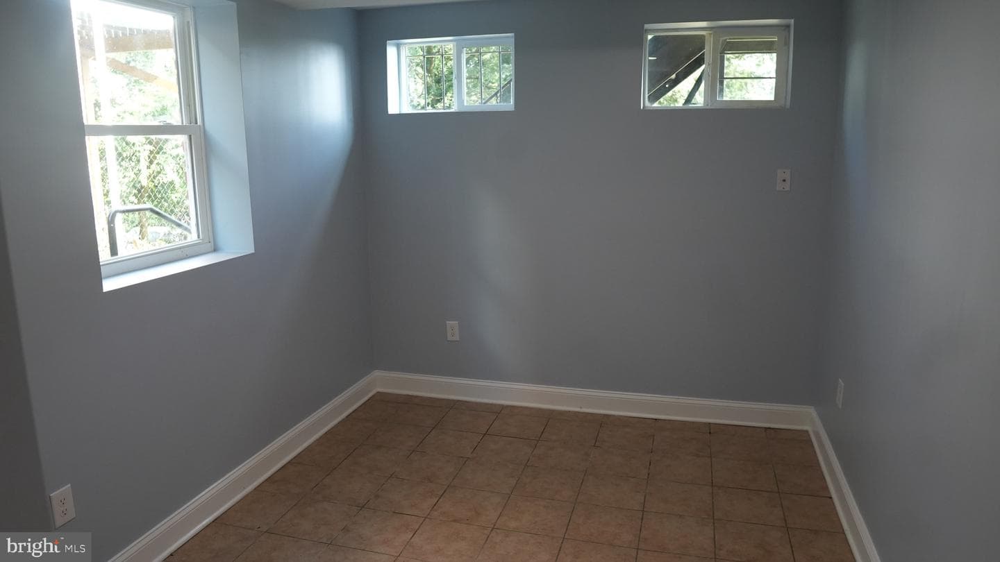 4623 Jay Street NE photo 30