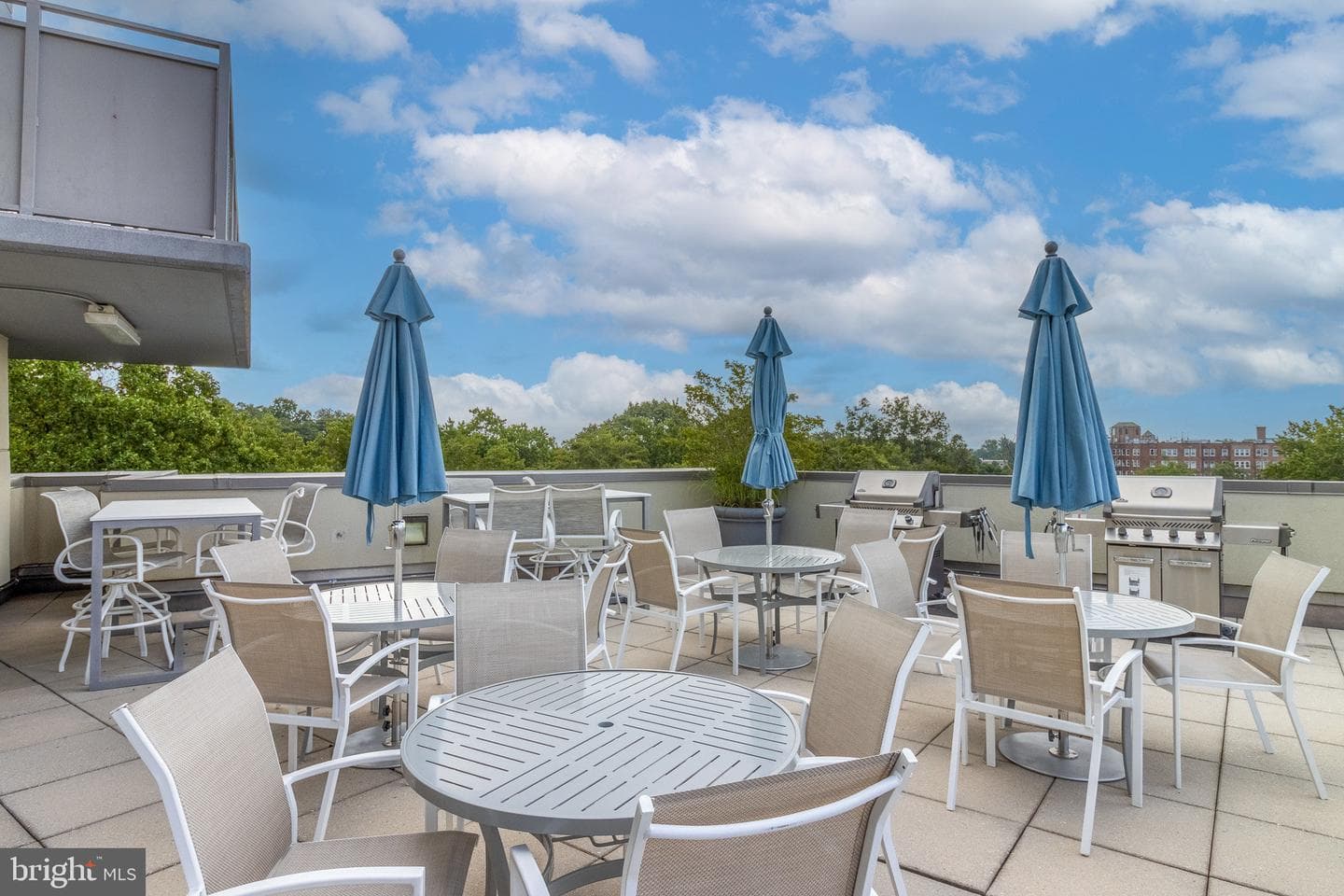 3883 Connecticut Avenue NW #303 photo 30