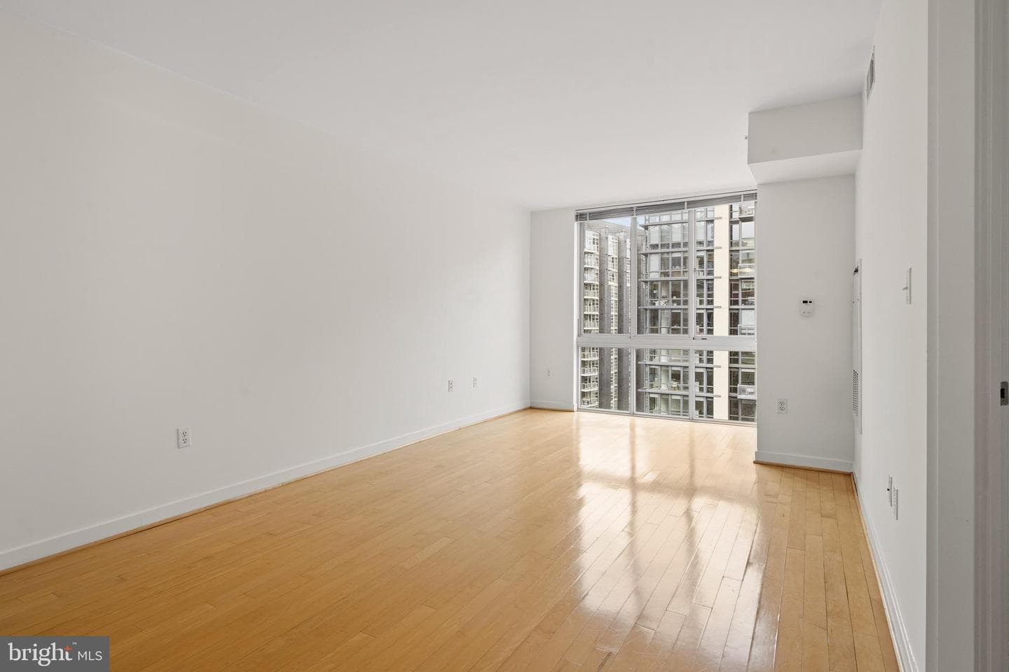 1000 New Jersey Avenue SE #908 photo 5